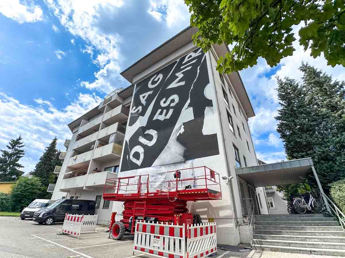 +transit art Wand Georgia Hill Rückseite Spitalstraße 6