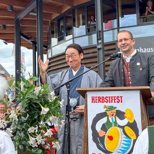 Servus! Ozapft is! Bilder vom Herbstfest Rosenheim_03