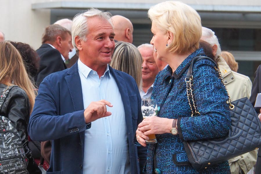 40 Jahre Städtepartnerschaft Rosenheim Lazise - Oberbürgermeisterin Gabriele Bauer und Lazise Oberbürgermeister Luca Sebastiano