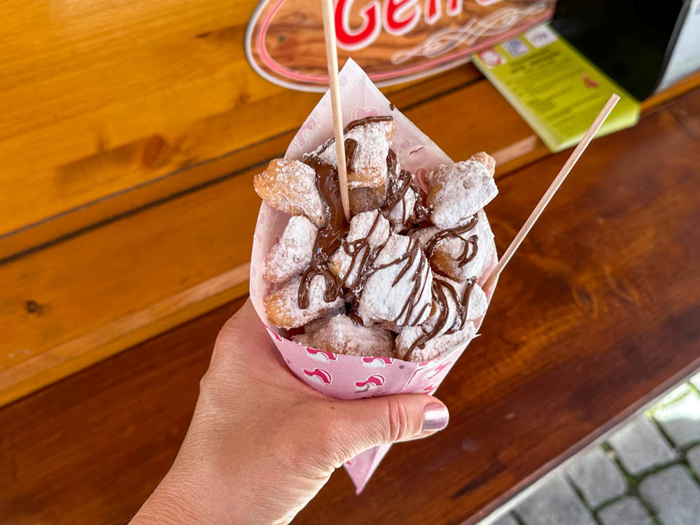 Süßes beim Schausteller Frühling in Rosenheim