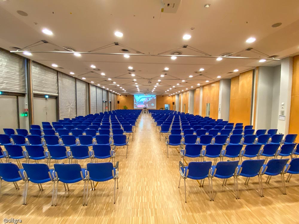 Saal Rosenheim kann in 4 Räume geteilt werden