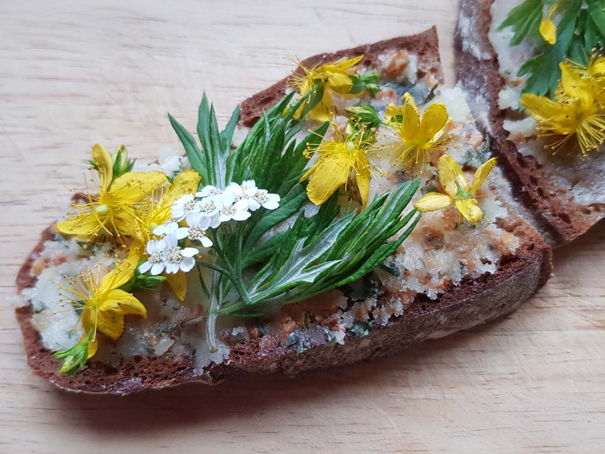 lieblingskraeuter kraeuterschmalzbrote copyright bettina soelch