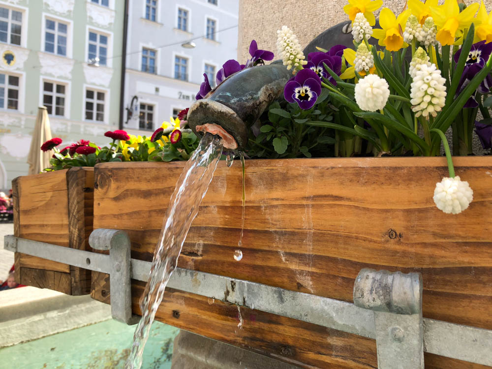 nepomukbrunnen copyright stadttipps rosenheim detail