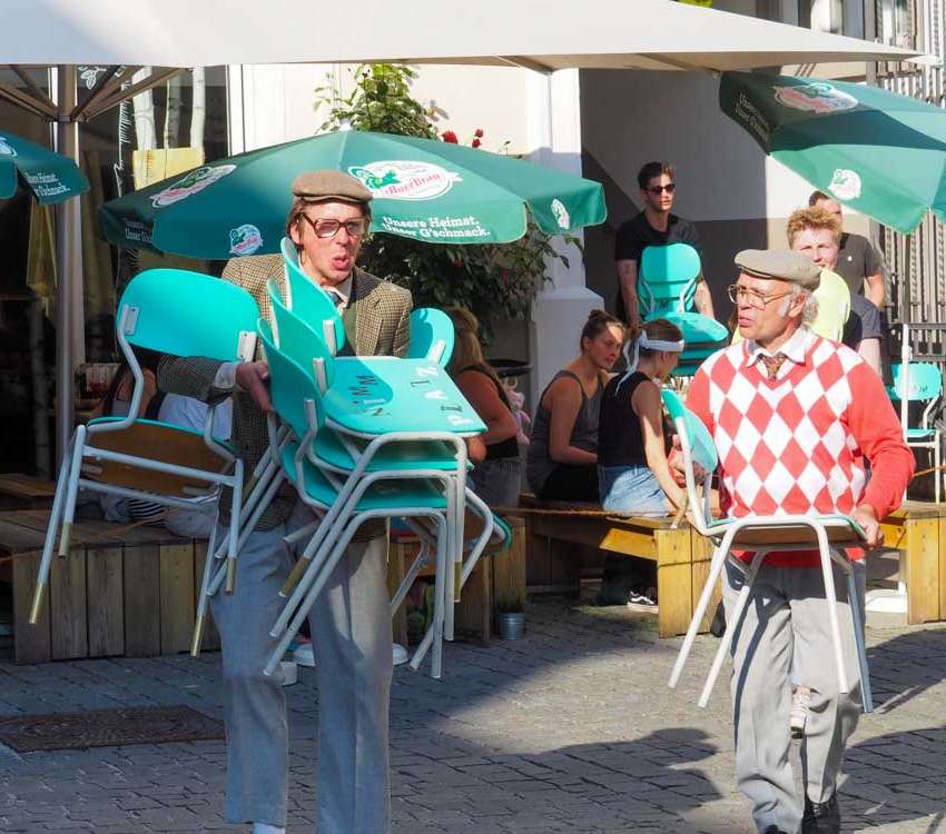 RigoL und tOrF mit Nimm Platz Stühlen