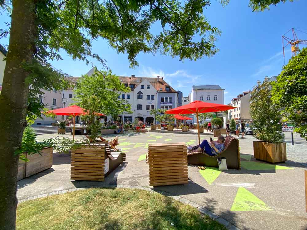 gruene oase salzstadel vor der stadtbibliothek©stadttipps rosenheim