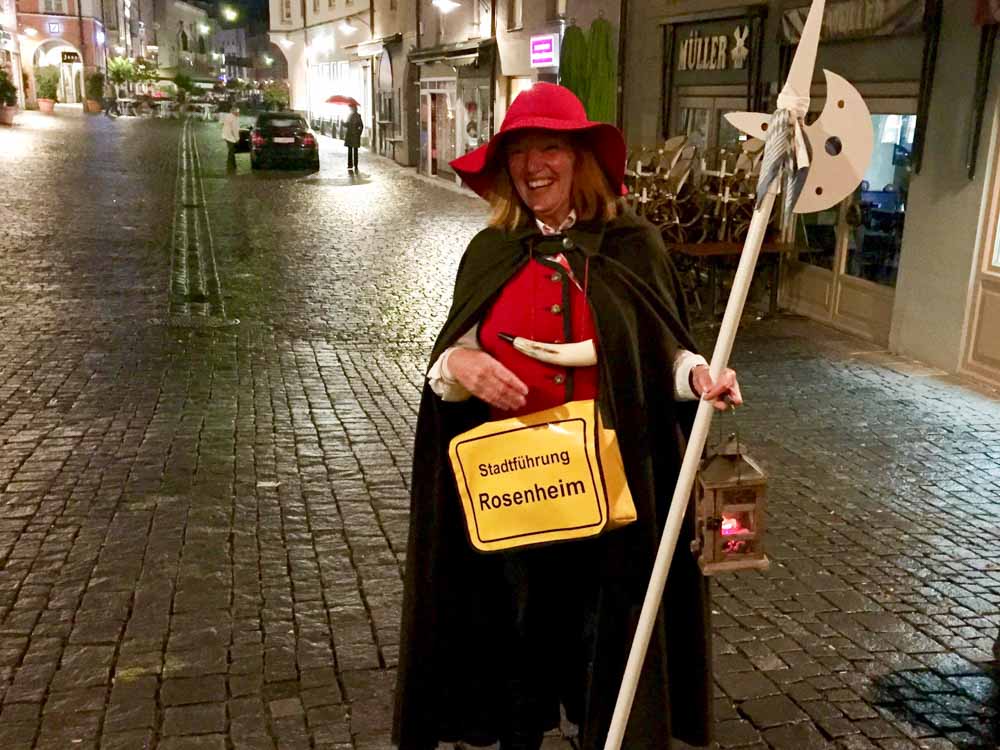 Rosi Fery begleitete uns bei der Stadtführung Sechs Tore hatte der Markt