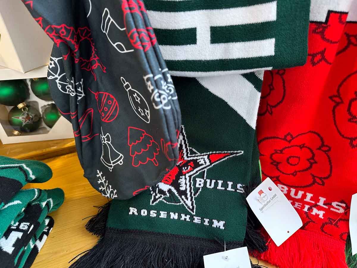 Starbulls Stand Merch Christkindlmarkt