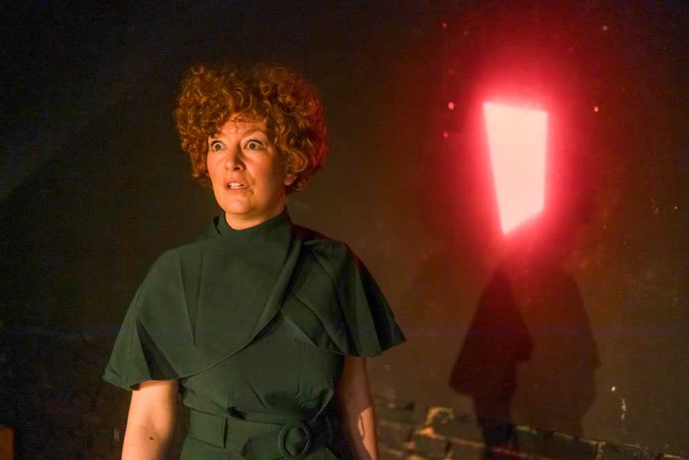 theaterinsel_rosenheim_die_opferung_von_gorge_mastromas_©maxim_kruse_09