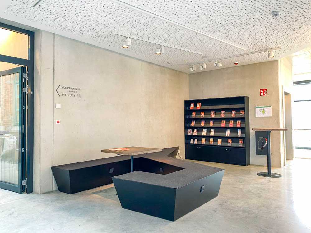 sitzecke_ausstellungszentrum_lokschuppen©stadttipps_rosenheim