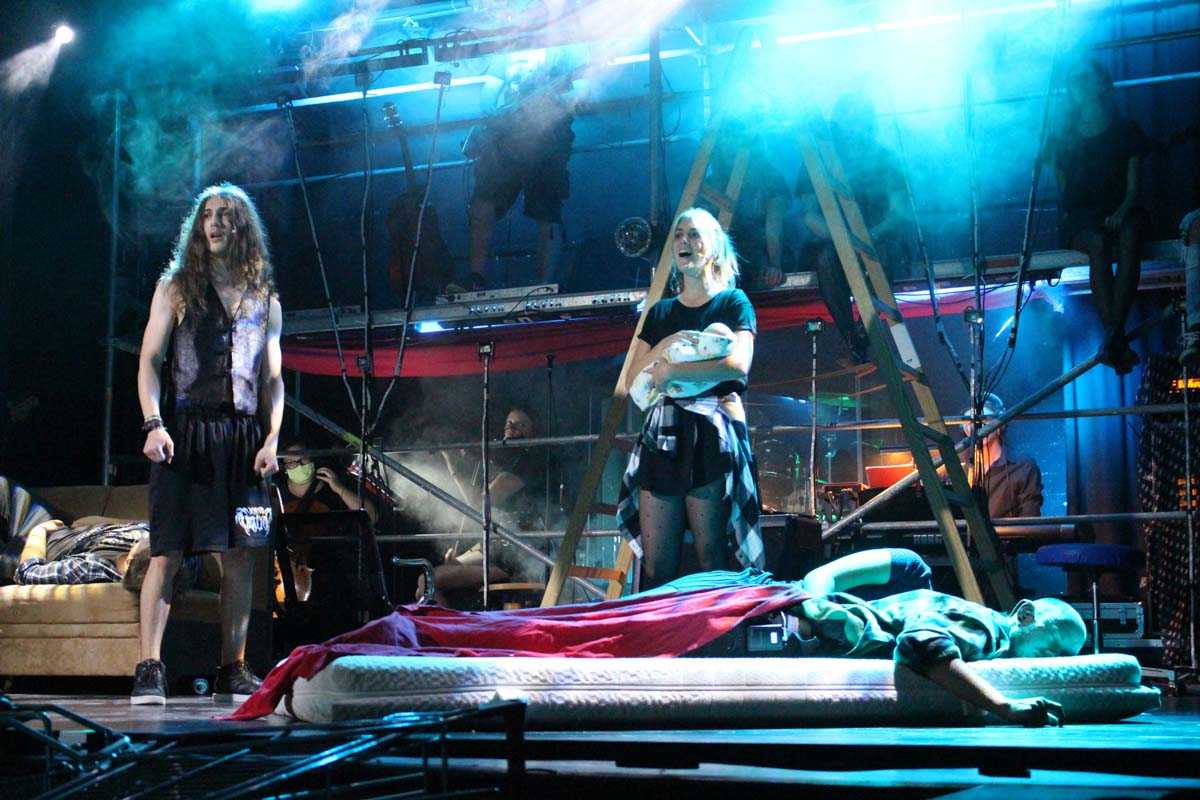 american_idiot_green_day_copyright_lisa_kellerer_jonas_robichaud_lilli_zeilhofer