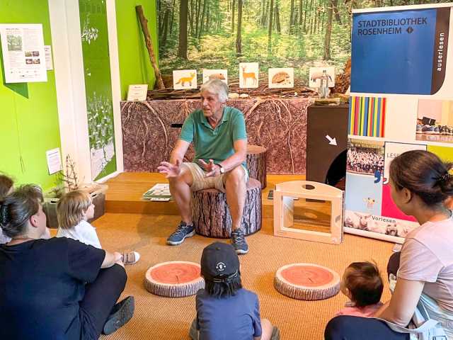 Lesespaß im Holztechnischen Museum